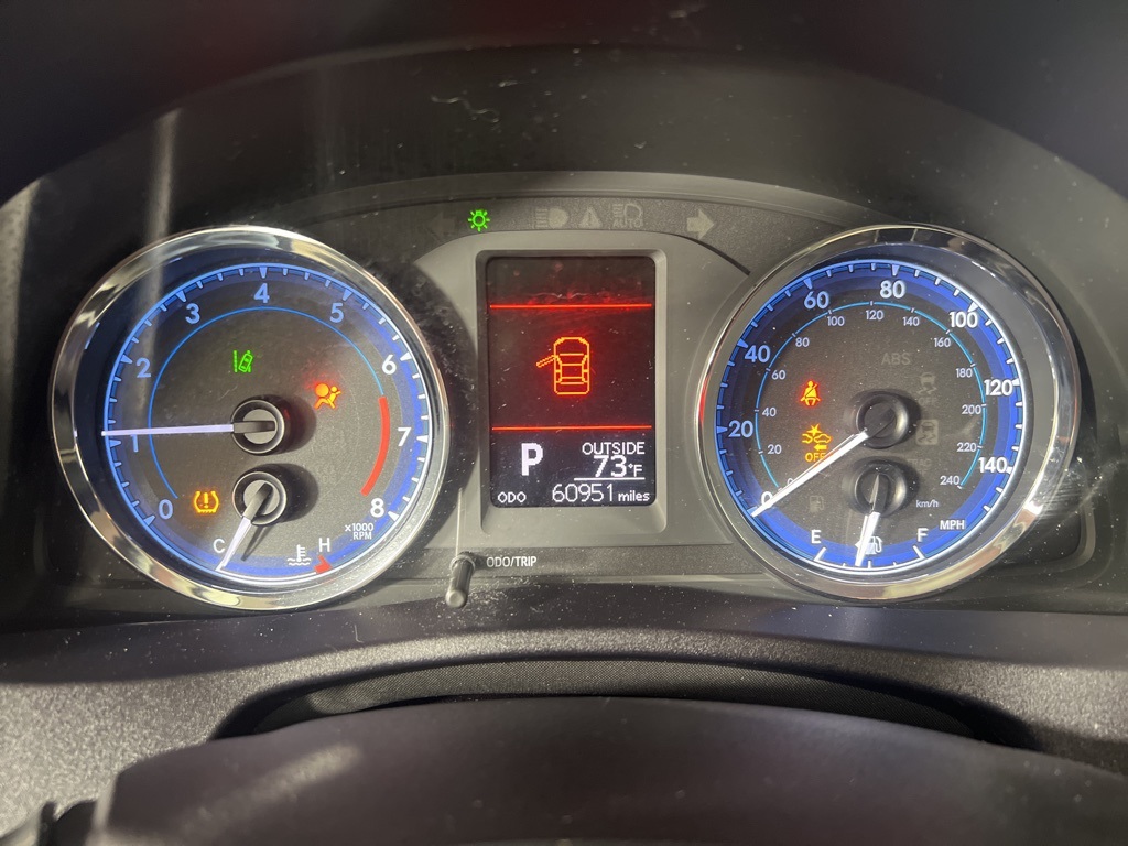 2019 Toyota Corolla LE photo 19