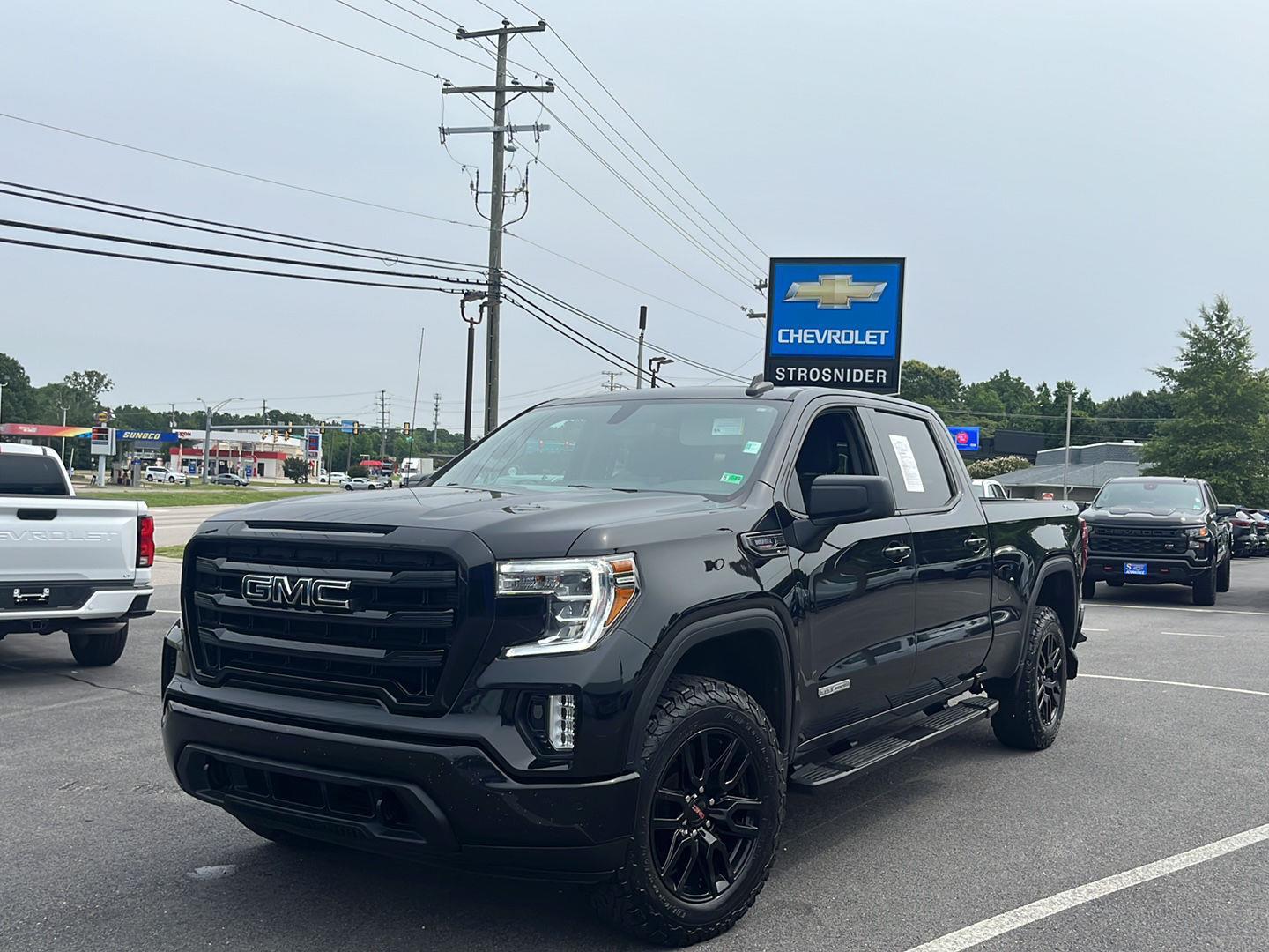 Used 2021 Onyx Black GMC Elevation image 1