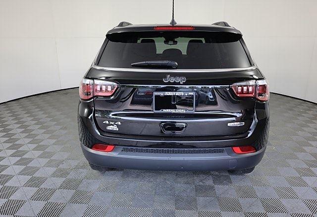 2022 Jeep Compass Latitude photo 5
