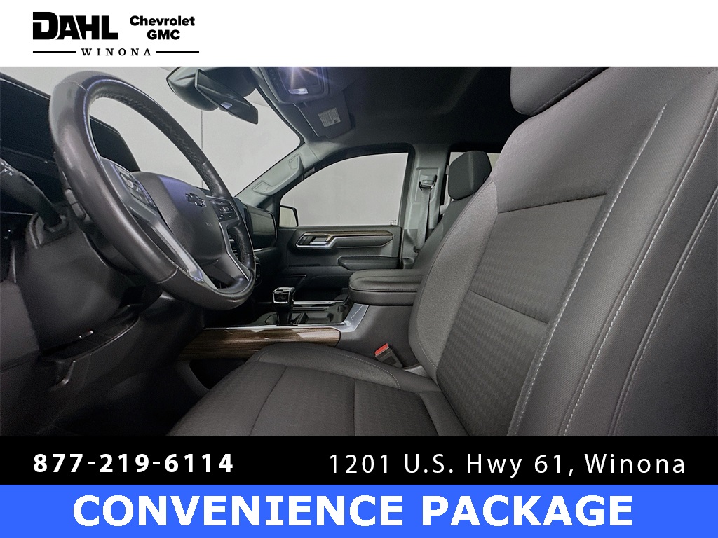 2023 Chevrolet Silverado 1500 RST photo 4