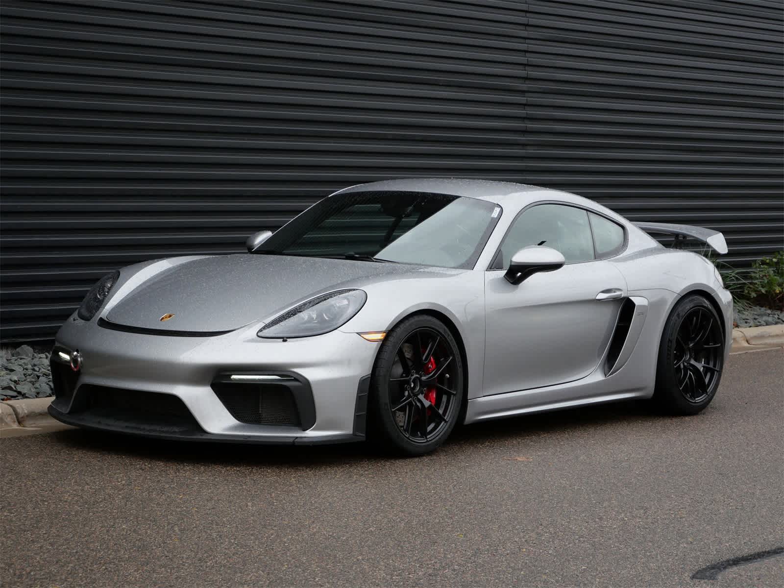 2021 Porsche 718 GT4's photo