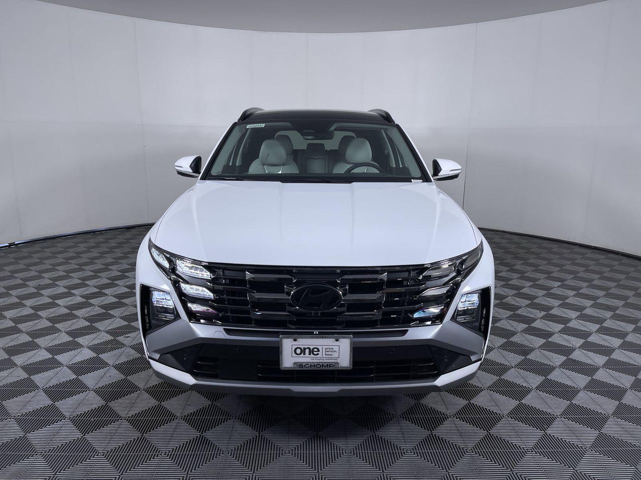 2025 Hyundai Tucson Hybrid Limited Sport photo 2