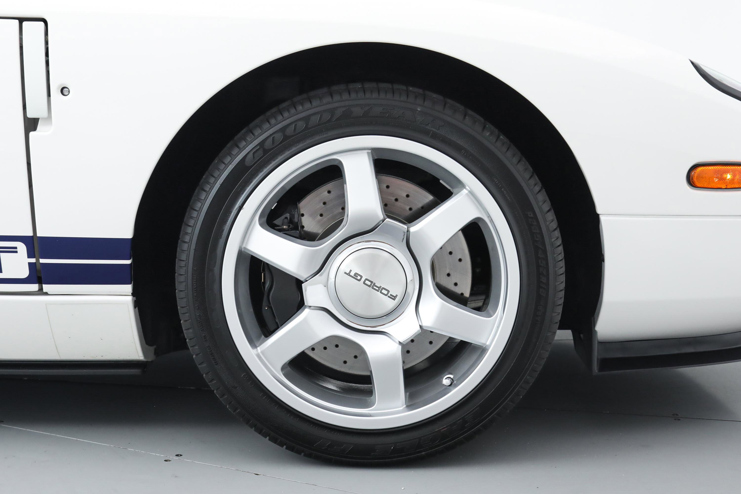 2006 Ford GT photo 35