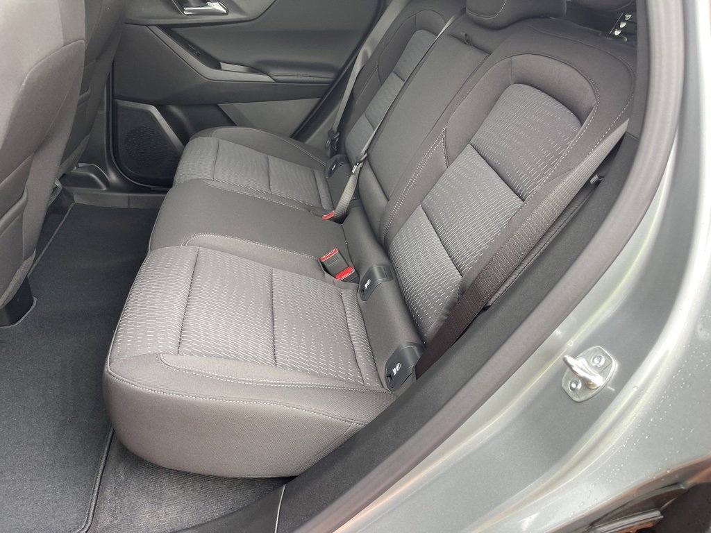 2025 Chevrolet Equinox LT photo 8