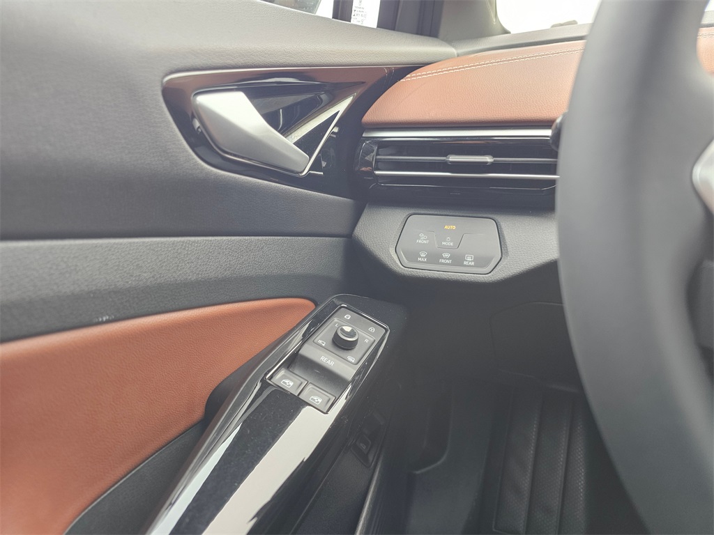 2021 Volkswagen ID.4 Pro S Gradient photo 28