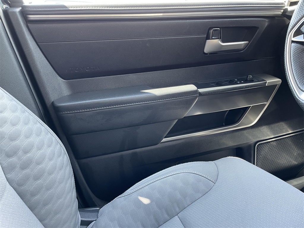 2024 Toyota Tundra SR5 photo 12