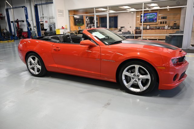 2013 Chevrolet Camaro 2SS photo 4