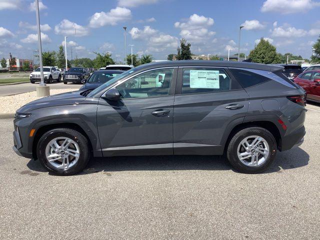 2025 Hyundai Tucson SE photo 7
