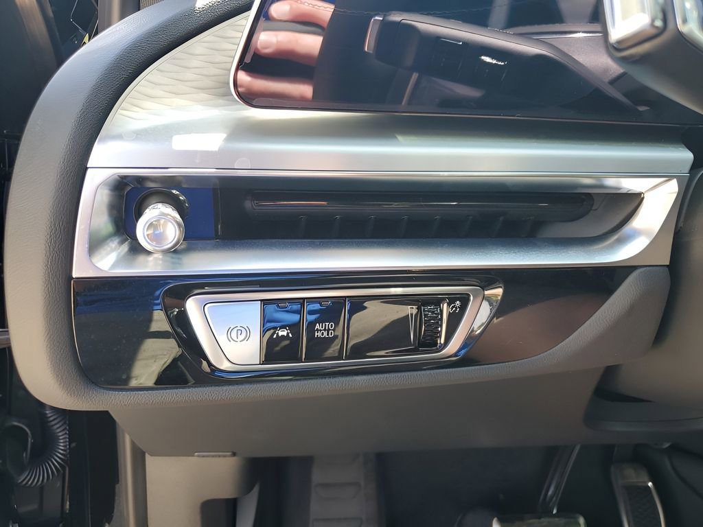 2026 Cadillac Lyriq photo 30