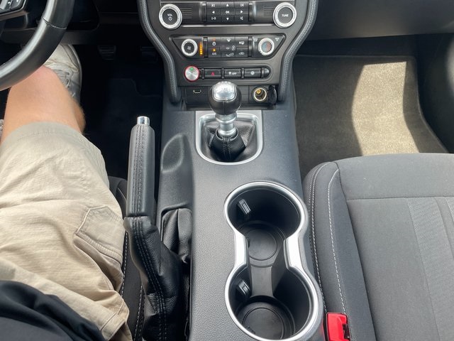 2021 Ford Mustang GT photo 26