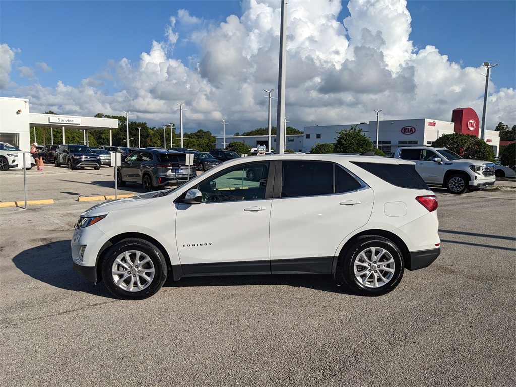 2021 Chevrolet Equinox LT photo 4
