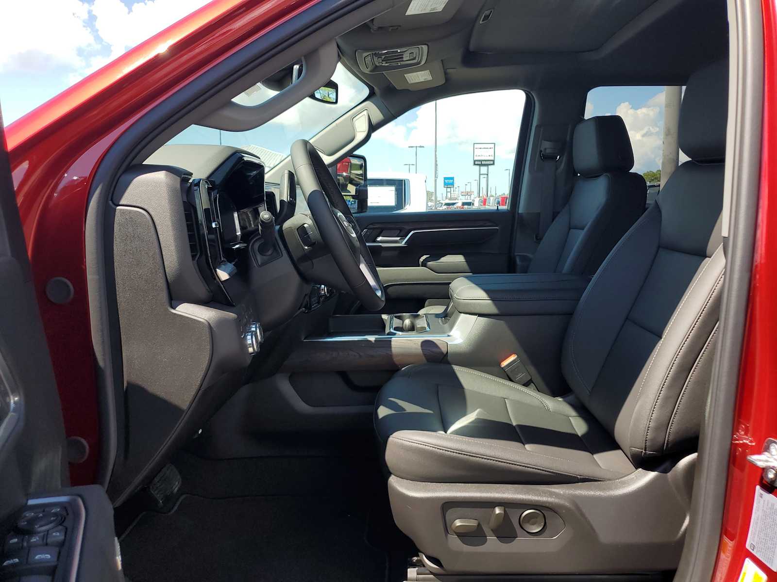 2026 Gmc Sierra HD SLT photo 13