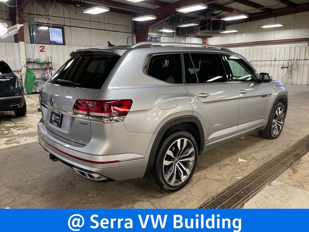 2023 Volkswagen Atlas V6 SEL Premium R-Line photo 3
