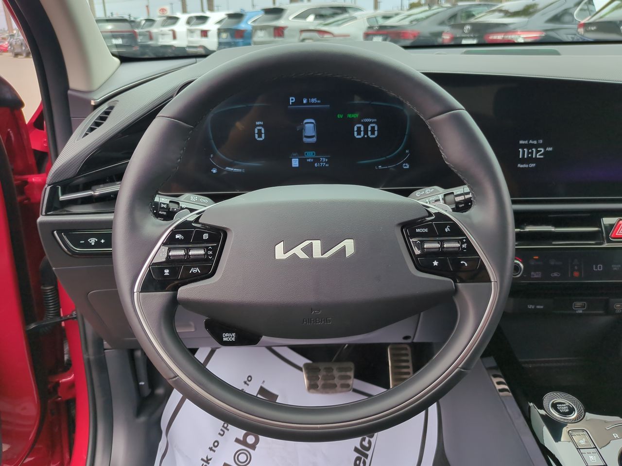 2024 Kia Niro Plug-In Hybrid SX photo 6