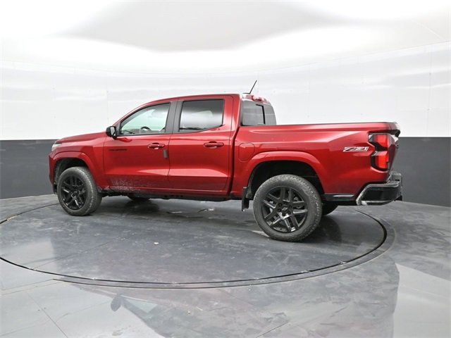 2025 Chevrolet Colorado Z71 photo 3