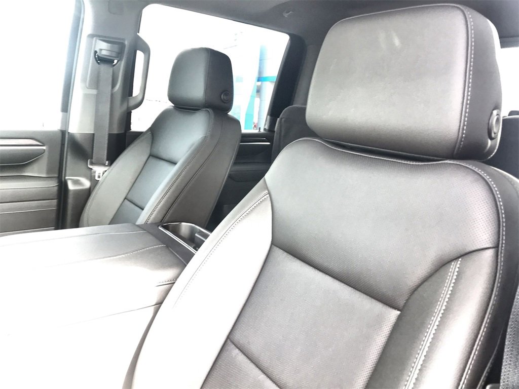 2025 Chevrolet Silverado 2500HD LTZ photo 11