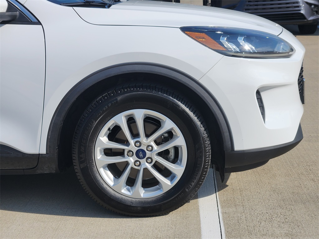 2020 Ford Escape SE photo 6