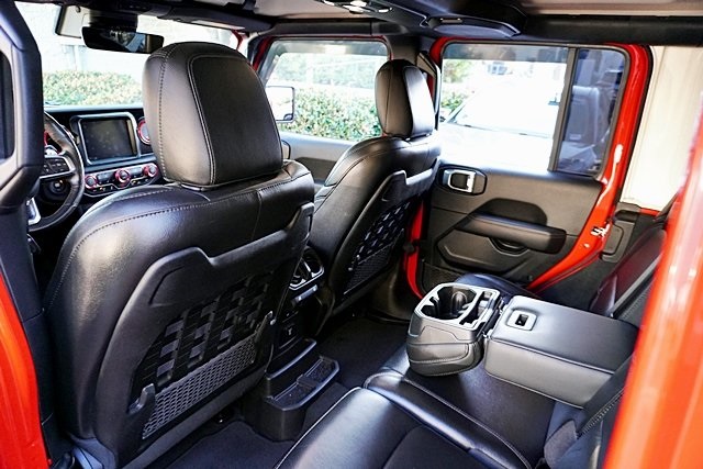 Certified Used 2022 Red Jeep Unlimited Rubicon 392 image 22