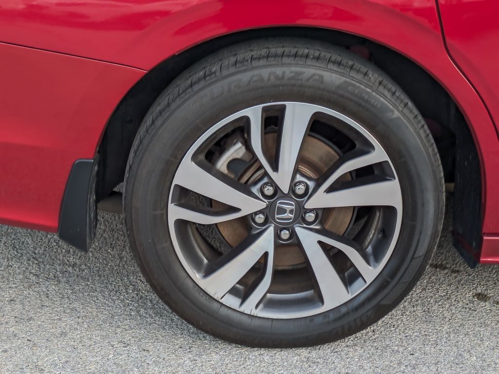2022 Honda Odyssey Touring photo 28