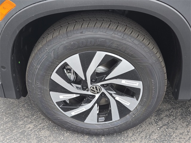 2025 Volkswagen Tiguan S photo 4