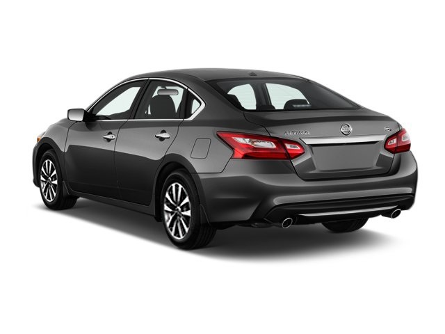 Used 2018 Nissan Altima SV with VIN 1N4AL3AP5JC225237 for sale in Herculaneum, MO