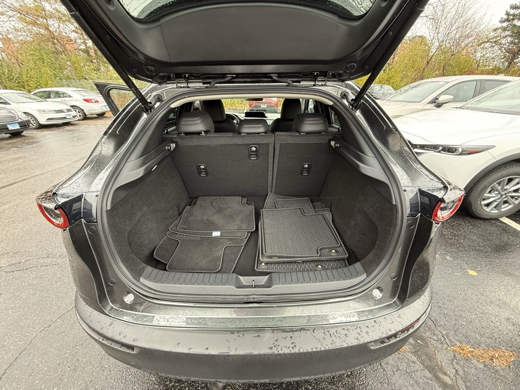 2022 Mazda CX-30 2.5 S Premium photo 3