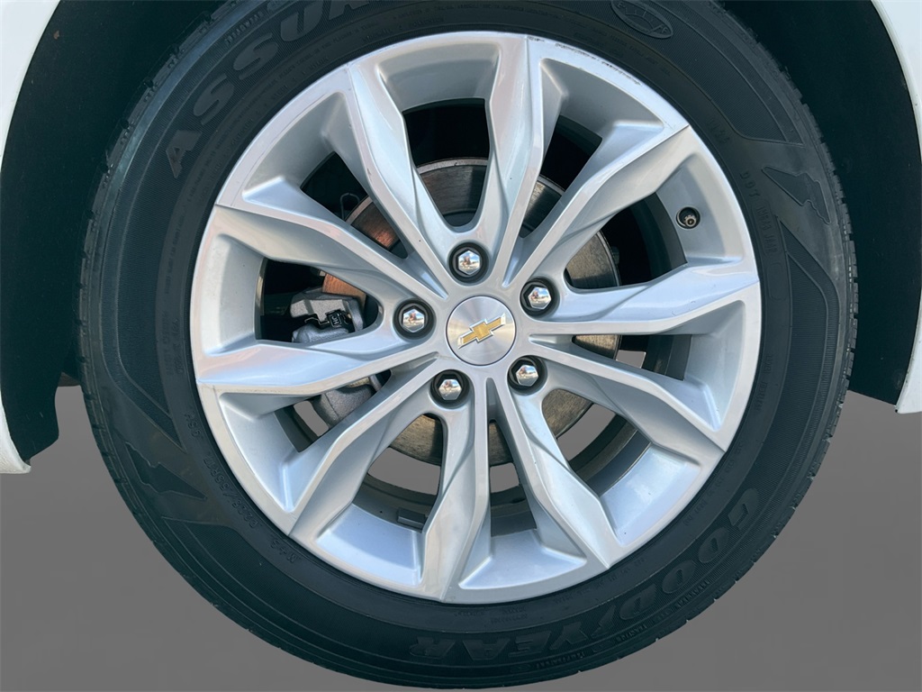 2024 Chevrolet Malibu 1LT photo 8