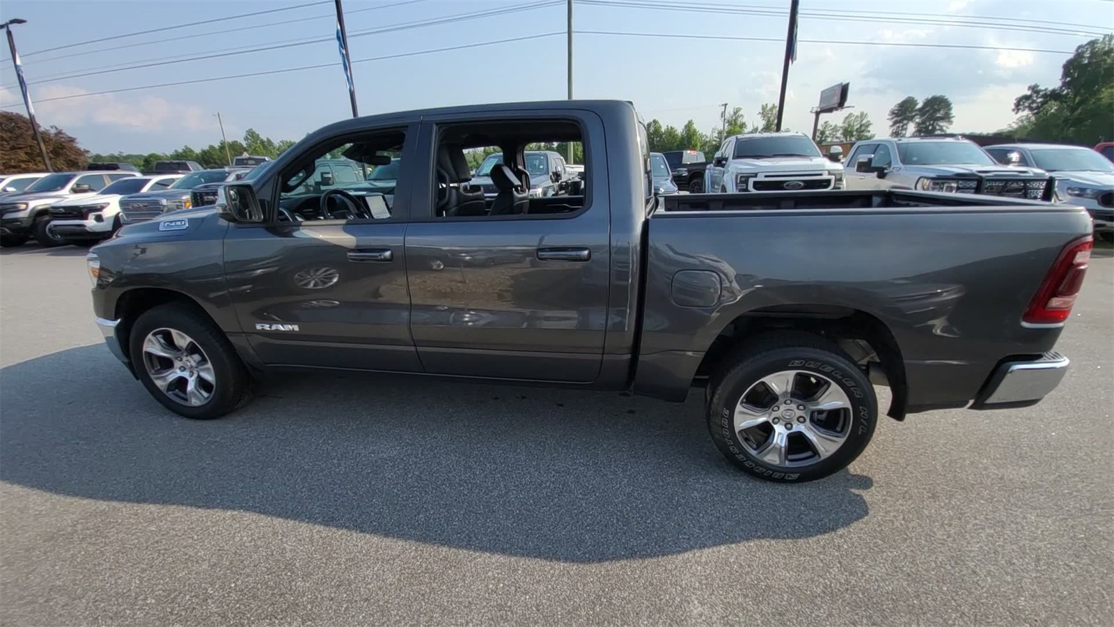 2024 Ram 1500 Laramie photo 6