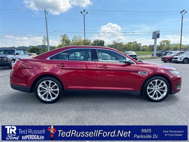 2018 Ford Taurus Limited photo 4