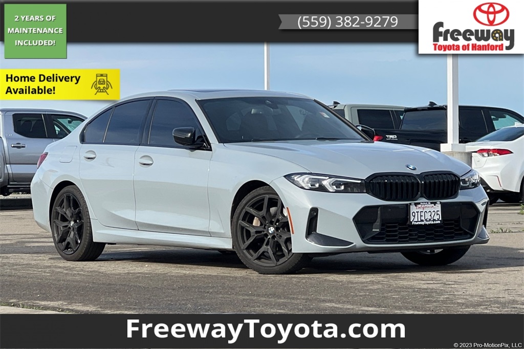 2025 BMW 3 Series 330i's photo