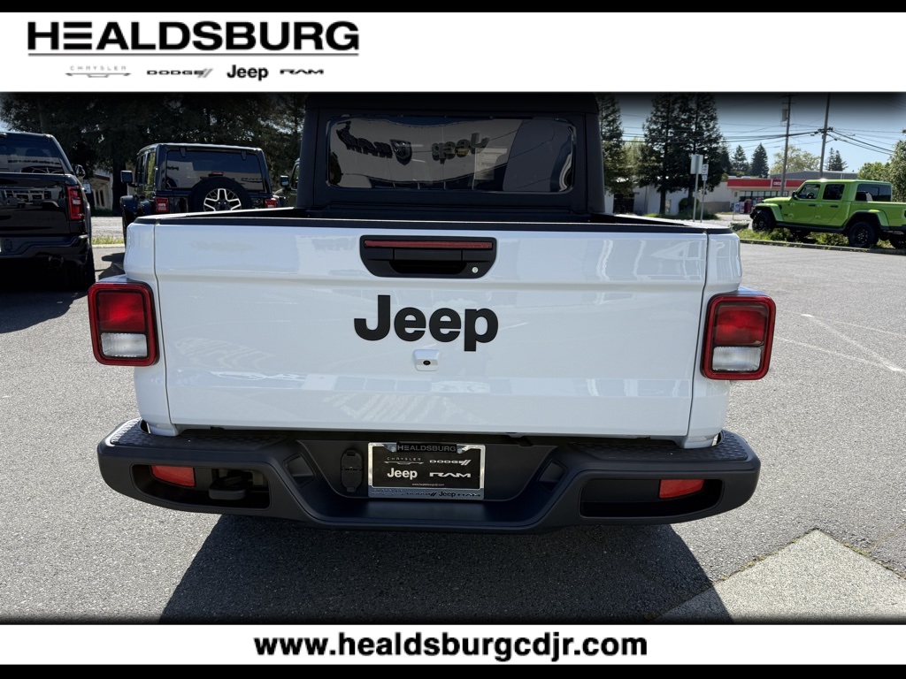 2025 Jeep Gladiator Sport photo 4