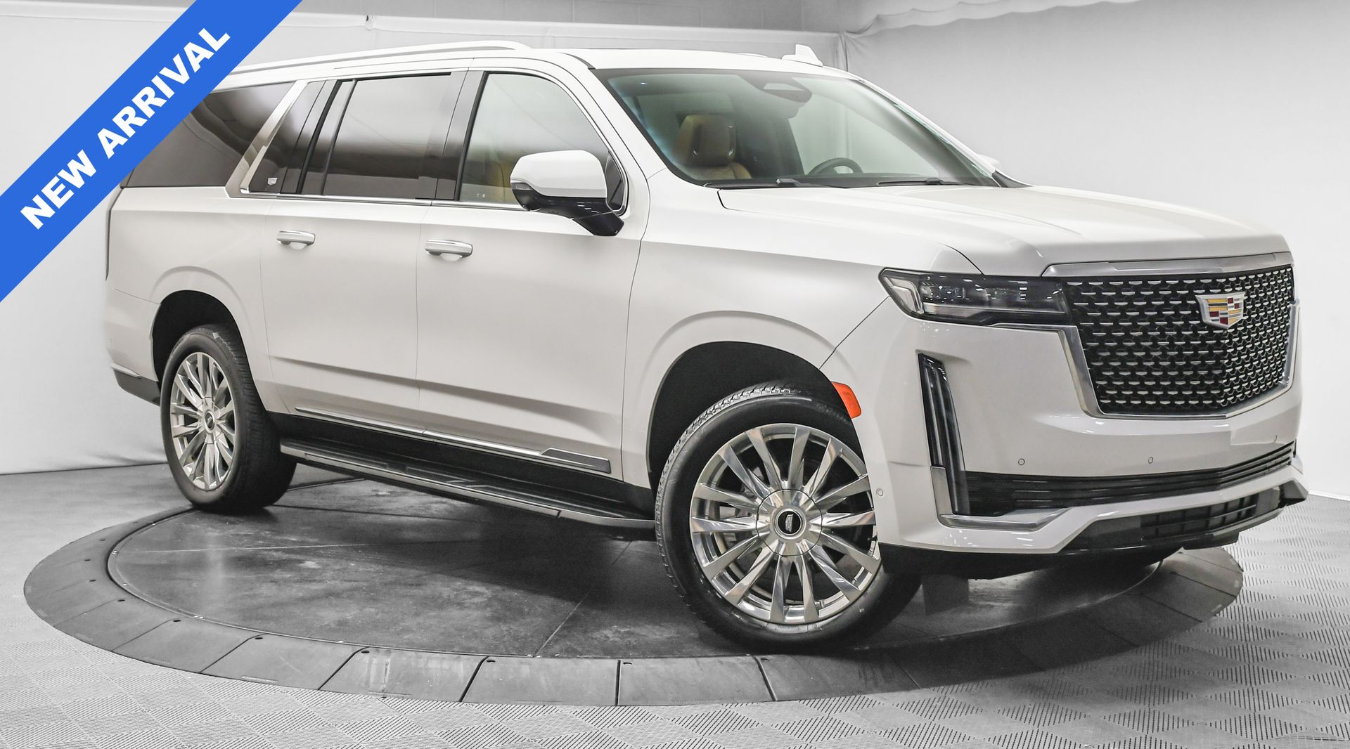 2022 Cadillac Escalade ESV Premium Luxury's photo