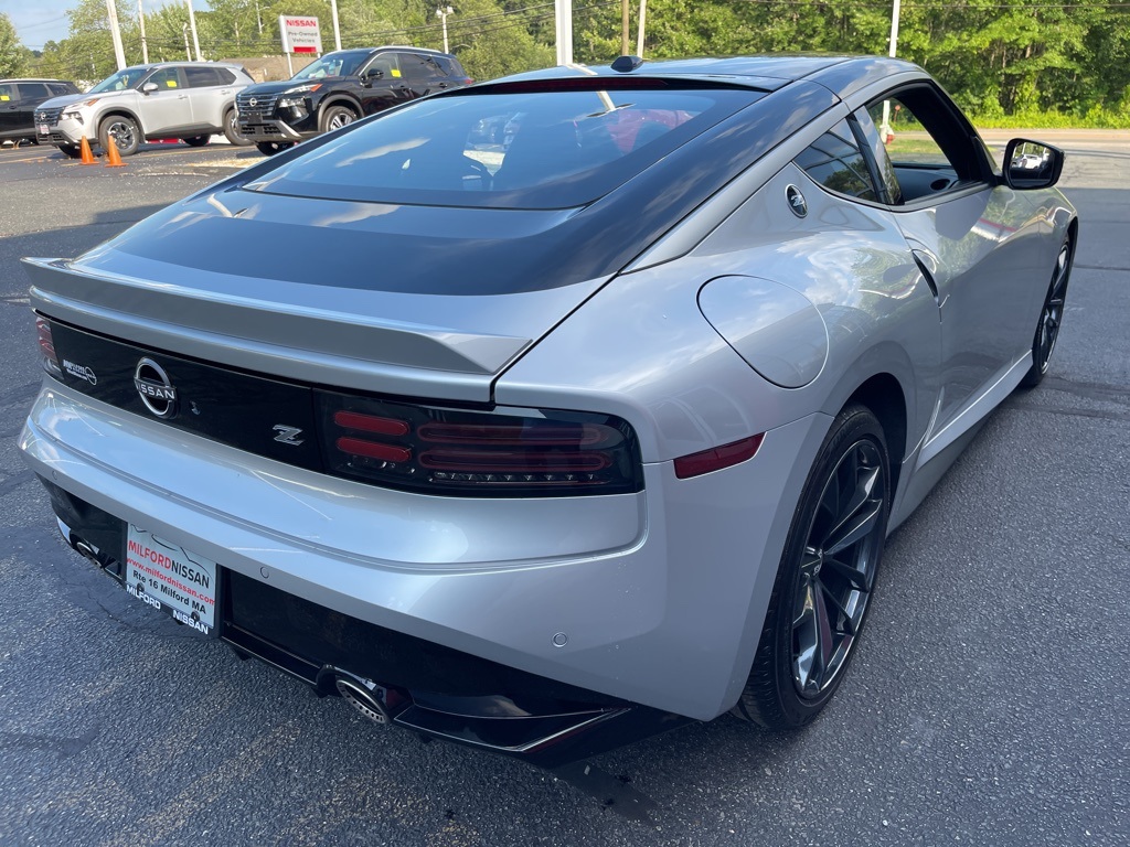 2024 Nissan Z Performance photo 5