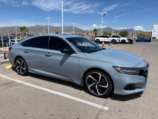 Used 2022  Honda Sport image 8