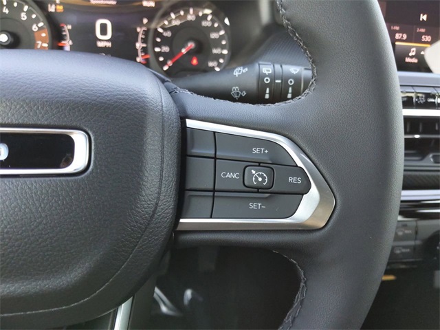 2026 Jeep Compass Latitude photo 22