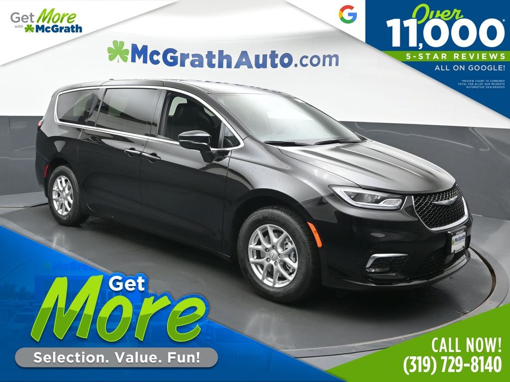 2026 Chrysler Pacifica photo 22