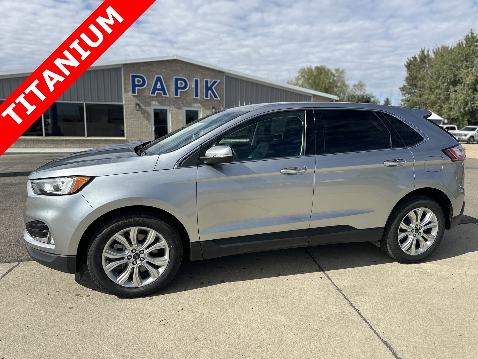 2022 Ford Edge Titanium