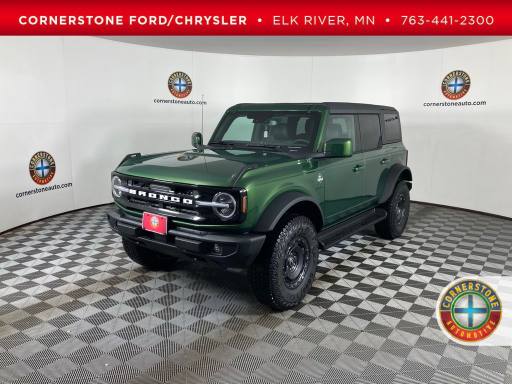 2025 Ford Bronco 4-Door Outer Banks's photo