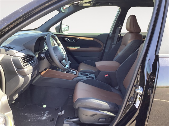 2025 Subaru Forester Touring photo 9