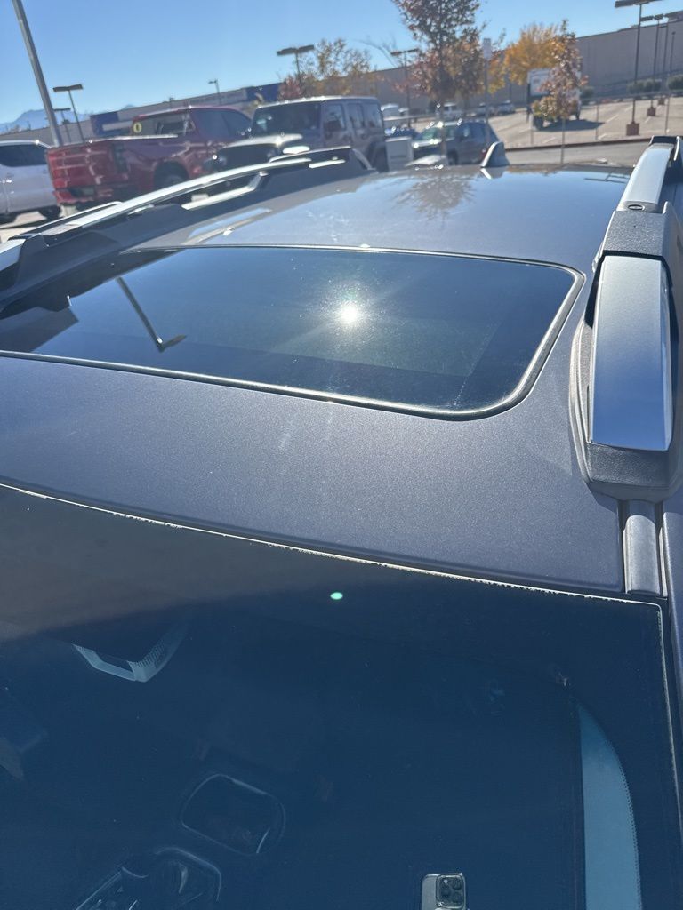 2022 Subaru Outback Touring XT photo 3