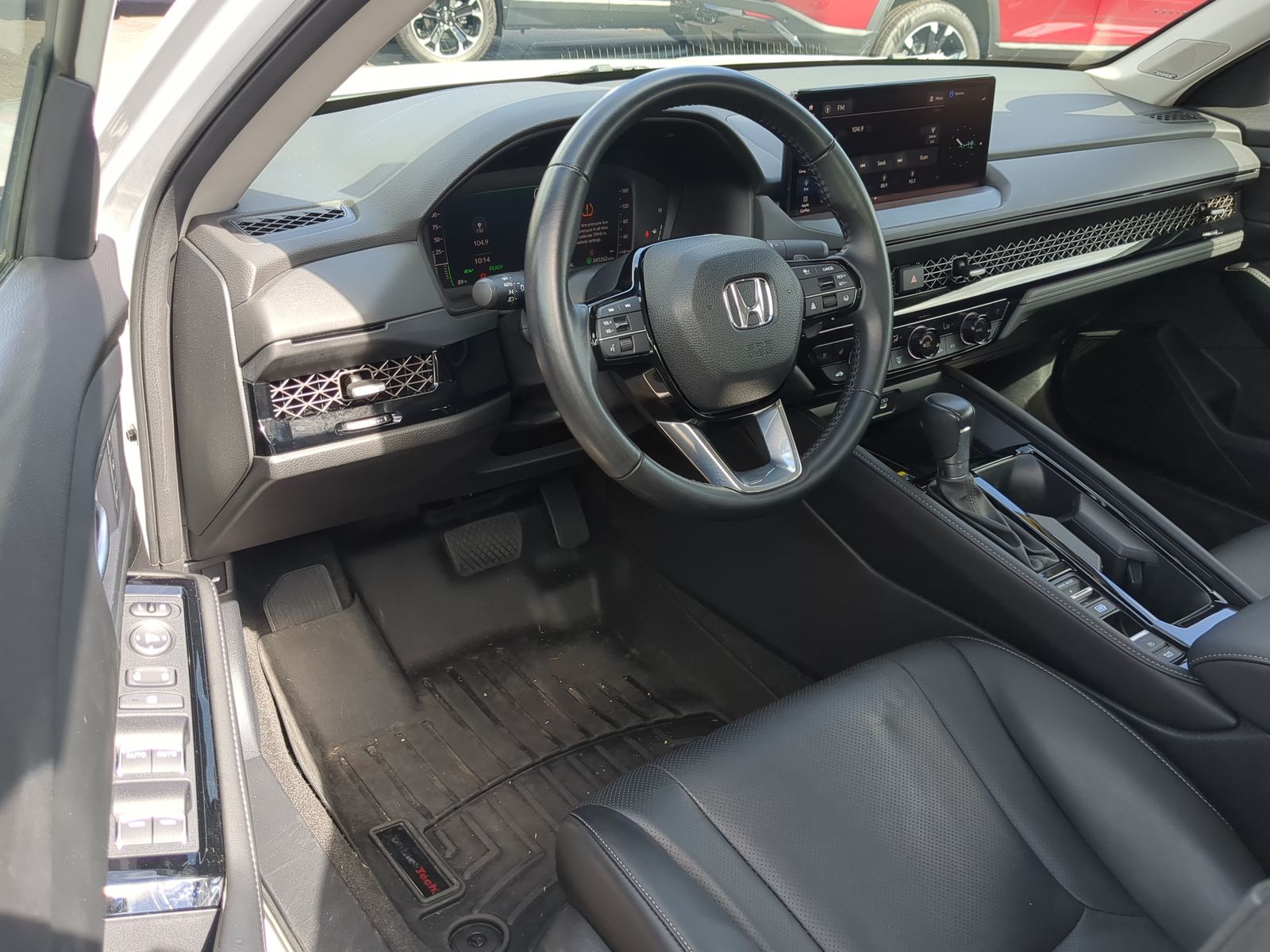 2023 Honda Accord Hybrid Touring photo 10
