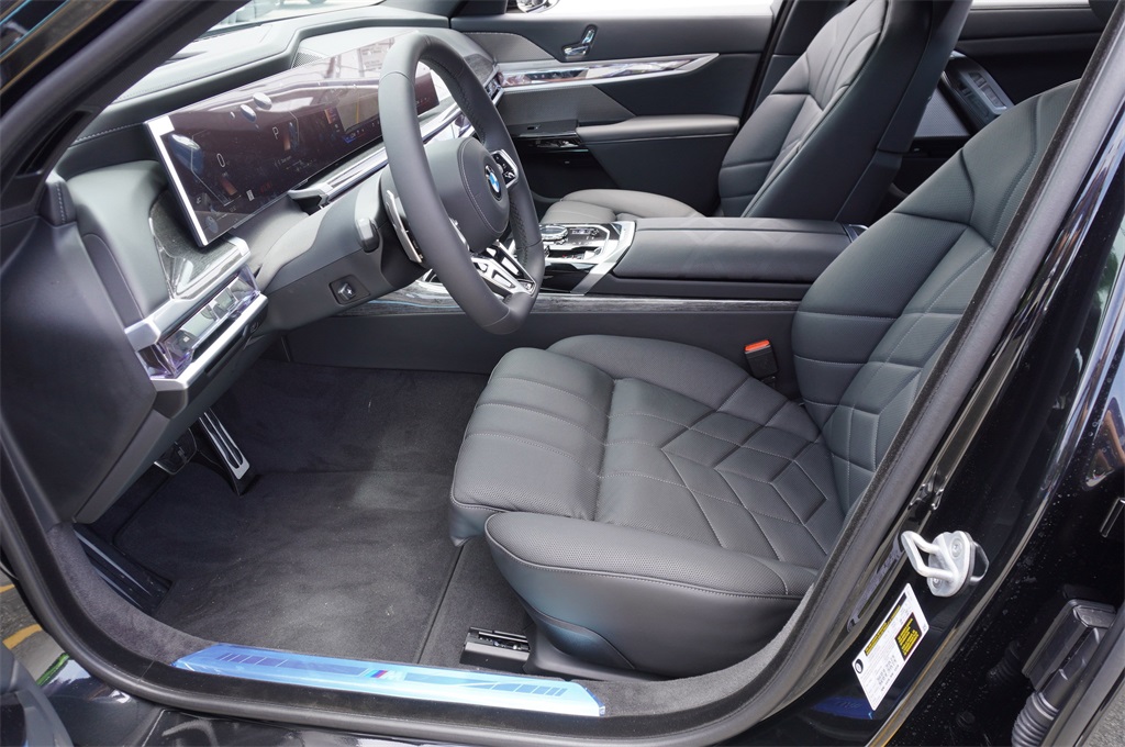 2025 Bmw 740i photo 17