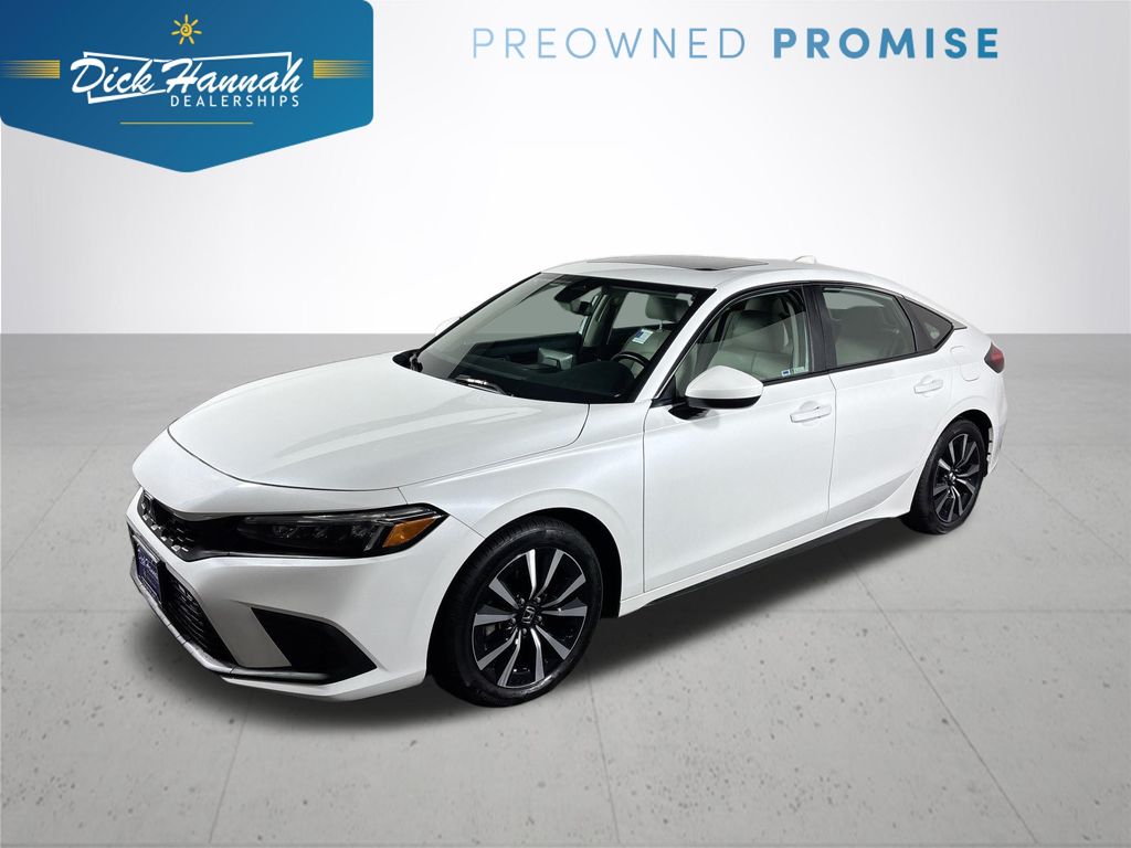 2022 Honda Civic Hatchback EX-L's photo