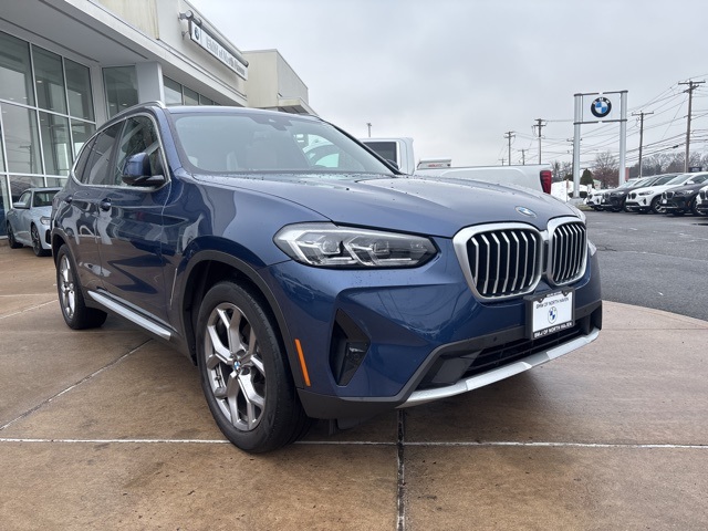 2022 BMW X3 30i's photo