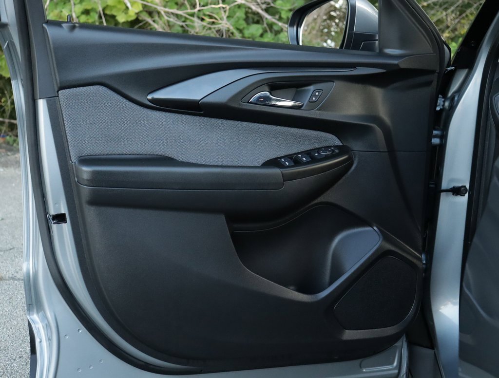 2023 Chevrolet Trailblazer LT photo 21