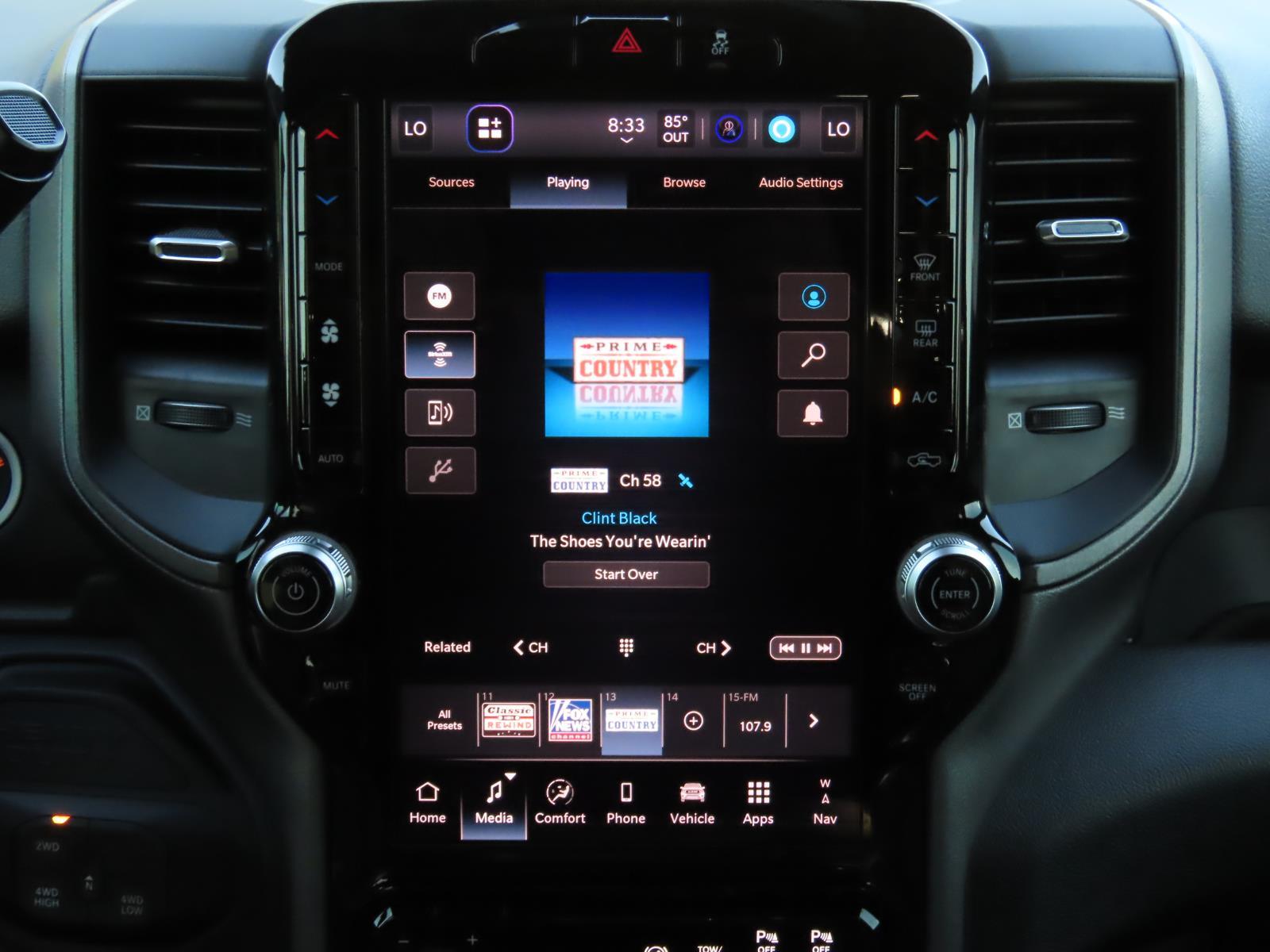 2026 Ram 2500 Tradesman photo 27
