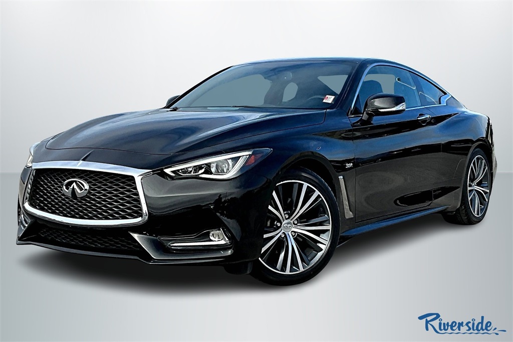 2017 Infiniti Q60 3.0t Premium photo 3