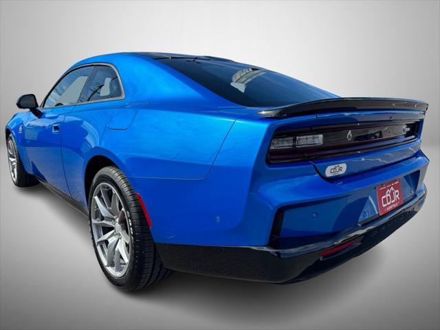 2025 Dodge Charger Daytona Scat Pack AWD photo 4