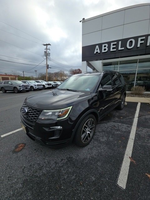 2019 Ford Explorer Sport photo 2