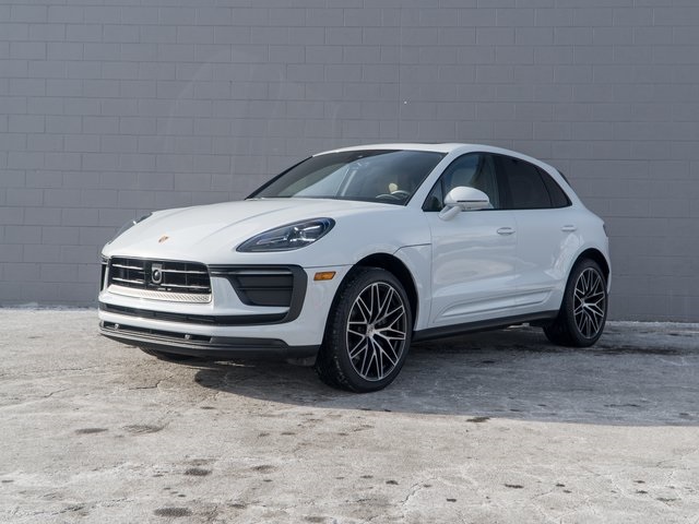 2023 Porsche Macan T